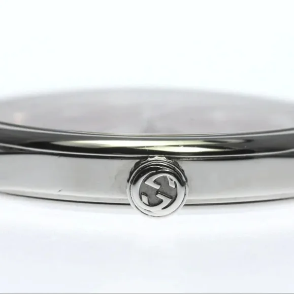 Gucci Luxury Watch - Picture 4 of 6